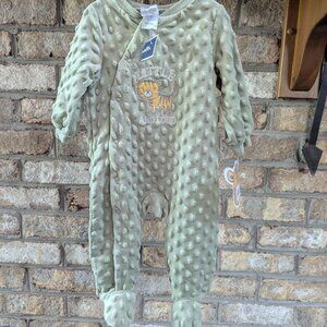 NWT Little Beginnings Baby "Little and Loud" Sleep & Play Romper - 3-6 Months